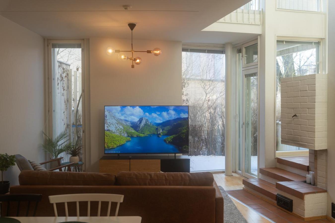 Architectural Townhouse With Sauna And Patio Helsingfors