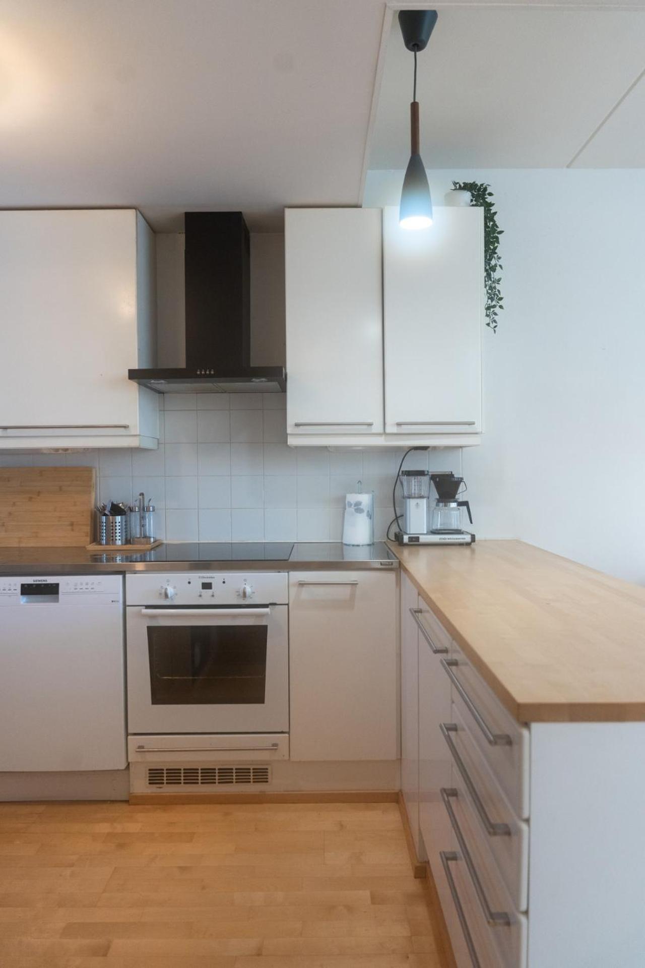Architectural Townhouse With Sauna And Patio Semesterbostad *